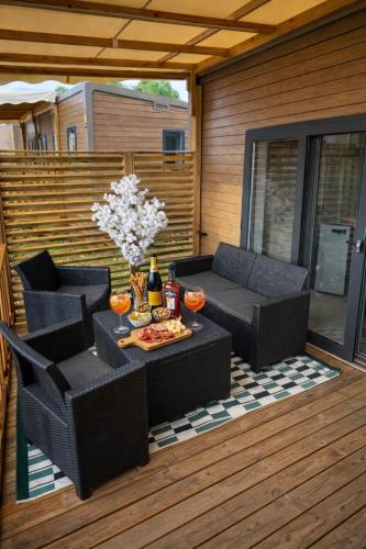 Mobile home 2ch-4 pers dans un Camping sur la côte d azur - Location saisonnière - La Crau