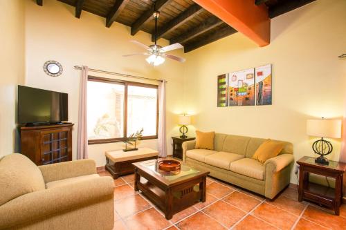 Bananarama Dive & Beach Resort in West Bay