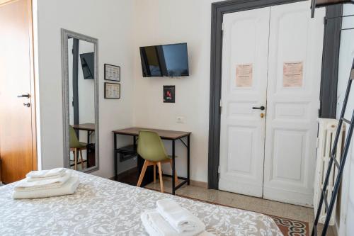 St. Peter Central Rooms B&B – Rome