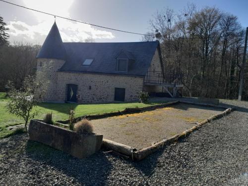Gîte Les Douets (Gite Les Douets) in 迪塞