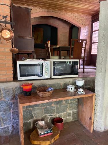 Kitchen, Sitio Vale Verde, Bairro do Centro in Parque Rancho Alegre