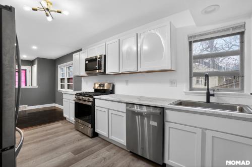 Minimalist Oasis just minutes metro in Takoma Park