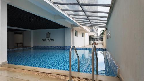 สระว่ายน้ำ, 1 bedroom apartment in Nairobi in รูอากา