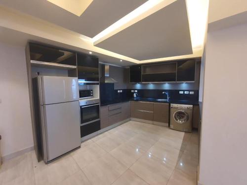 주방, Porto Royal Stay The View Hotel ViP in 아인 소카나