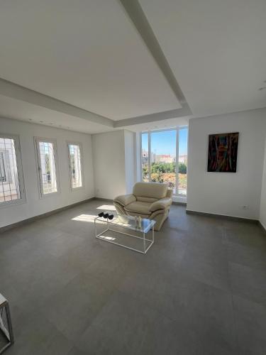 4 Bedroom Mega Mansion With Infinity pool in Tunis