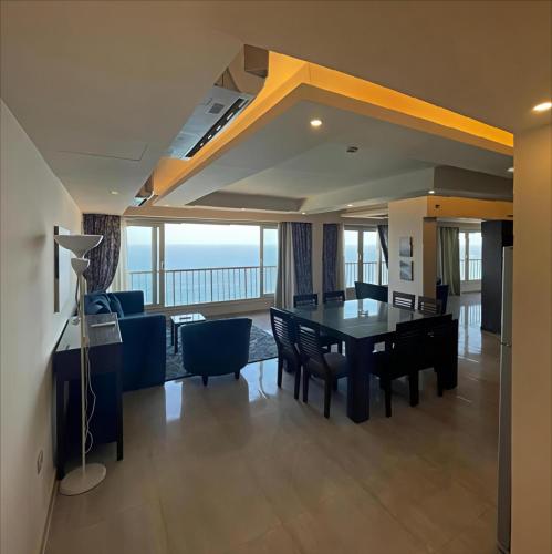 공용 라운지/TV 시청 구역, Porto Royal Stay The View Hotel ViP in 아인 소카나