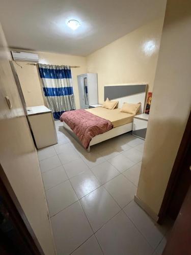 Appartement 3 chambres salon – khách sạn tại Guediawaye