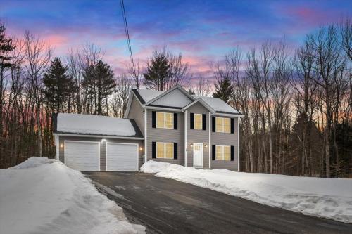 . Sefahs Cozy Ashburnham Home