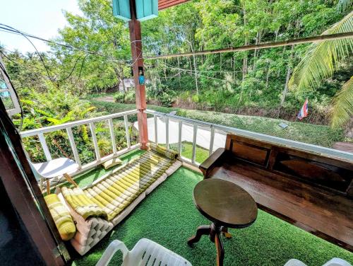 HyperLuˢᵖᵃᶜᵉ in อ่าวคลองหิน