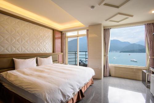 Shui Sha Lian Hotel - Harbor Resort near Shueishe Vistors Center