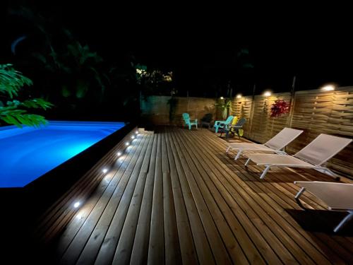 Le MORNE Aux F0US Cabanes & Jardin Tropical in Deshaies