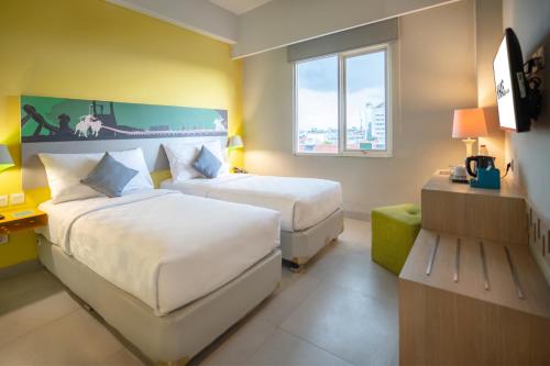 2 twin beds