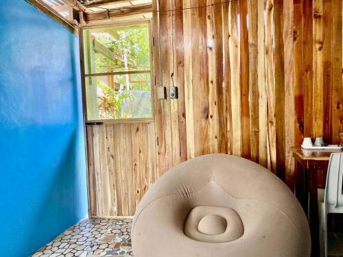 LADY GHAGHA ROOM RENTALs 4