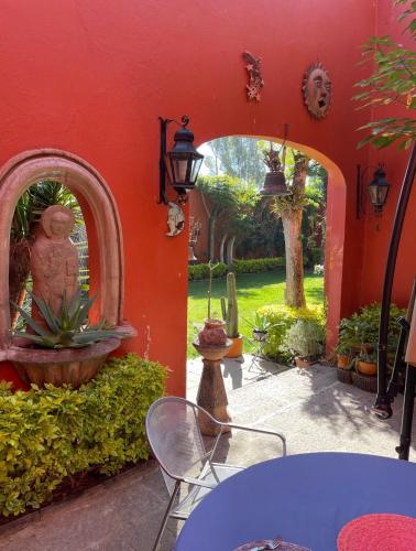 Hacienda Bugambilias Boutique Colonial in Galindo