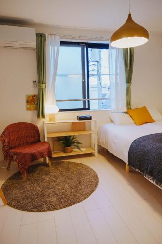 QH303 New Tokyo Apartment, Direct access to Ueno, Asakusa, Disneyland, Airport, Токио