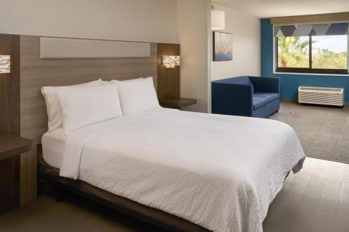 Holiday Inn Express Hotel & Suites Kendall East-Miami an IHG Hotel - image 35