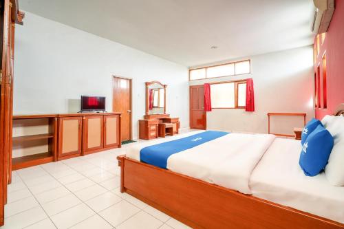 Rehat at Abadi Hotel Tasikmalaya  in Tasikmalaya