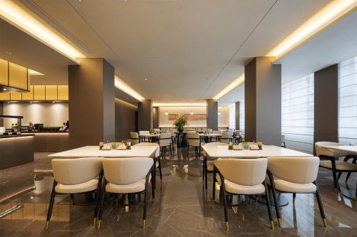 Atour Hotel Guangzhou Yongqingfang Zhongshanba Subway Station - Canton (Guangzhou)