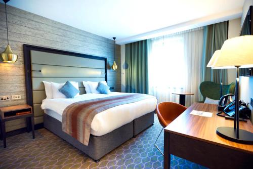 . The Warwickshire Hotel and Country Club