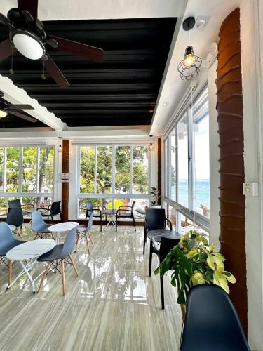 Restaurant, Santander Pebble Beach Resort in Santander