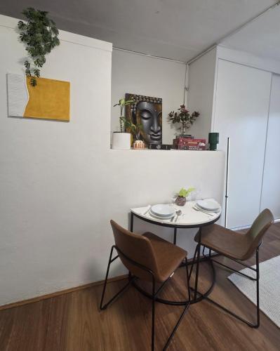 Cozy Studio Walk to CBD in Surry Hills