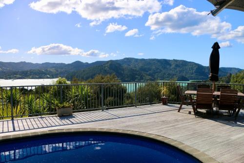 Peldbaseins, Kings View Lodge in Vangaroa