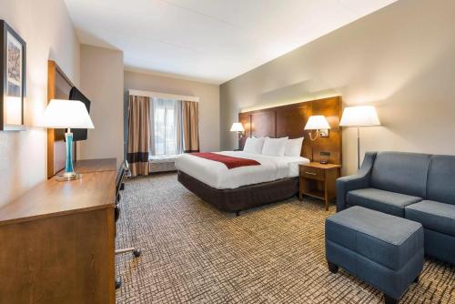 Comfort Inn Grove City - image 20