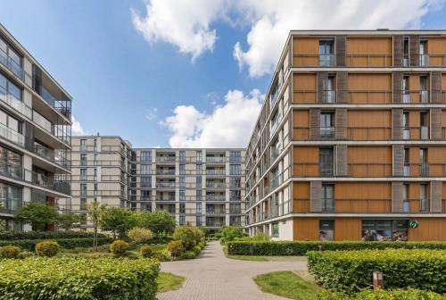 Big Family Apartment for 8 People with Garage and Balcony by Noclegi Renters - image 4