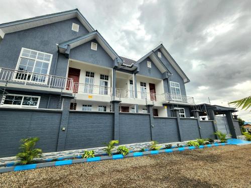 Karibu Haven Apartments - image 4