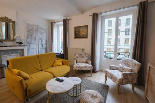 Les Fresques Mâconnaises Central - Luxe - 7pers - Location saisonnière - Mâcon