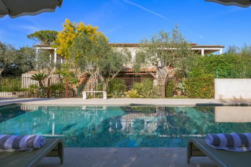 Cannes private villa with pool, by the sea, 3 nights minimum