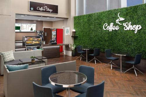 Embassy Suites by Hilton- Lake Buena Vista Resort - image 43