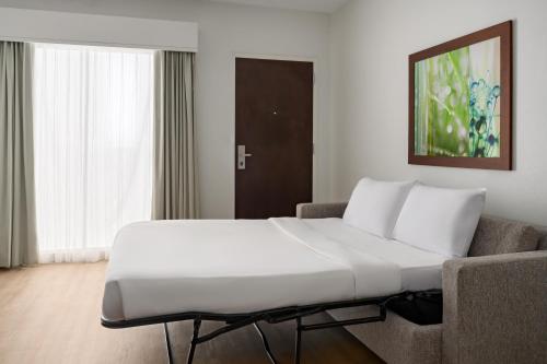 Embassy Suites by Hilton- Lake Buena Vista Resort - image 40