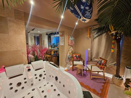 Spa, L'Oasis Evasion de 60m2 avec SPA privatif et Design in Salome (Nord-Pas-de-Calais)