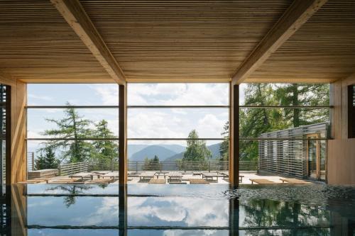 Úszómedence, Vigilius Mountain Resort in Lana