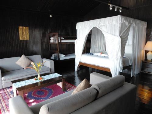 Melina Beach Resort in Kampung Paya