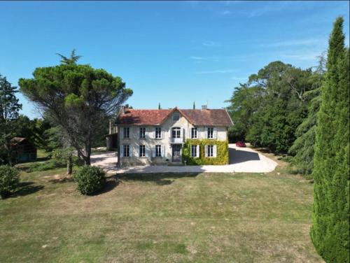 Domaine de Lasserre chambre d'hôte Chambres d'Hôtes au Vieux Logis