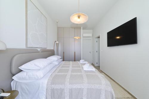 Luxury villa La Casa with heated pool and sauna - image 3