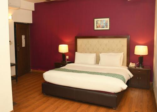 Royalton Hotel Rawalpindi - image 8