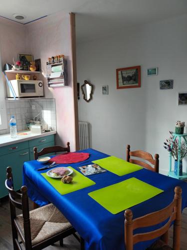 La maison bleue in 瑞貢萊拉克