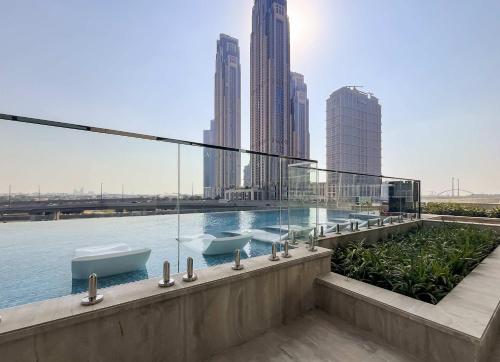 Premium 2BR Apt Home Fully Furnished - image 9