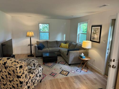Suzies Place – khách sạn tại Bắc Lawrence