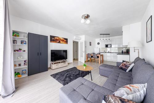 Elite Skyview -Relaxing Family Apt with AC, Balcony, Budapeszt