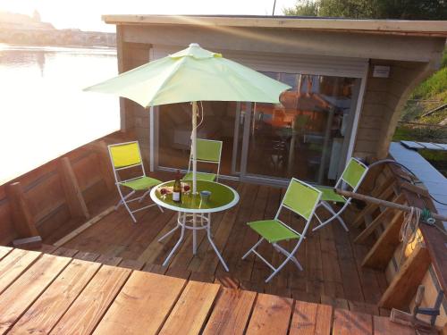 Different Holidays in Ile Offard