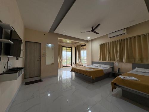 Hotel Rama-inn Lodging and Restaurant in Jawhar