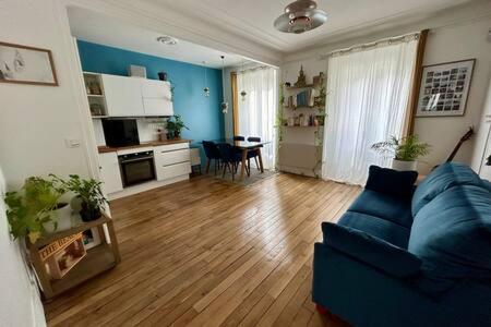 Charming 2 rooms for 2 in Paris