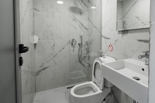 Hotel Aloha – Saranda, OR
