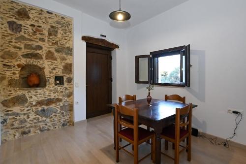 Chania Hillside 2BD Home - Nature & Comfort by ΜΡS in Kandanos