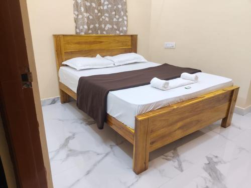 SkymountainsGuesthouse in Srungavarapu kota