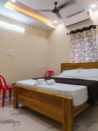 SkymountainsGuesthouse in Srungavarapu kota